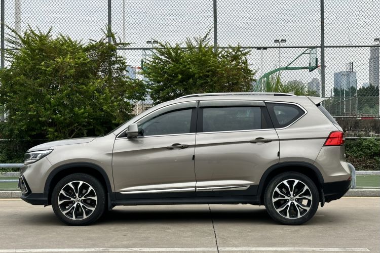 Used FORTHING Joyear X5 2017 Jingxiang Series 1.5T CVT Luxury Model Left Side