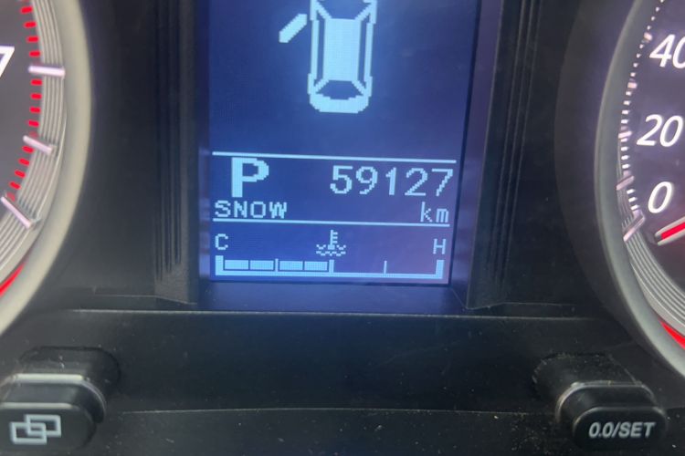 Used FORTHING Joyear X5 2017 Enjoy Series 1.6L CVT Luxury Model Odometer Close Up