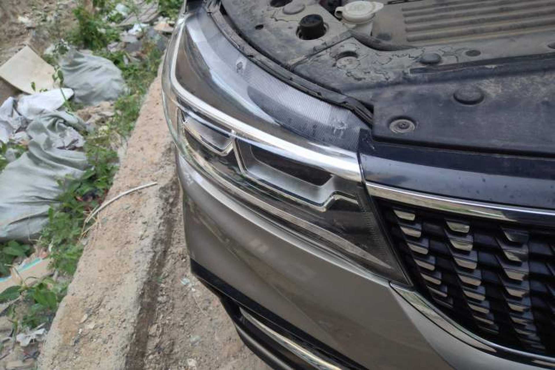 Used FORTHING Joyear X5 2017 1.6L CVT Luxury Model Right Front Headlight