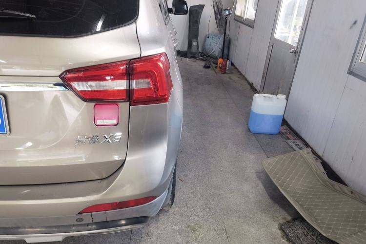 Used FORTHING Joyear X5 2017 Jingxiang Series 1.5T CVT Luxury Model Right Rear Taillight