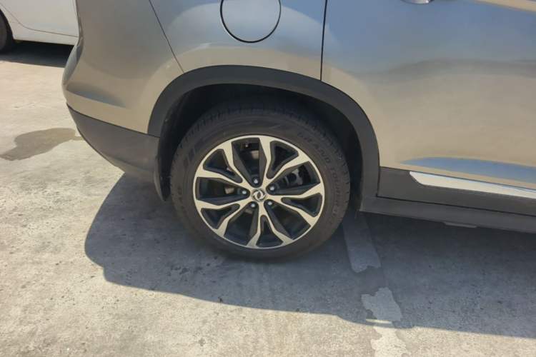 Used FORTHING Joyear X5 2017 Jingxiang Series 1.5T Manual Luxury Model Right Rear Wheel Hub