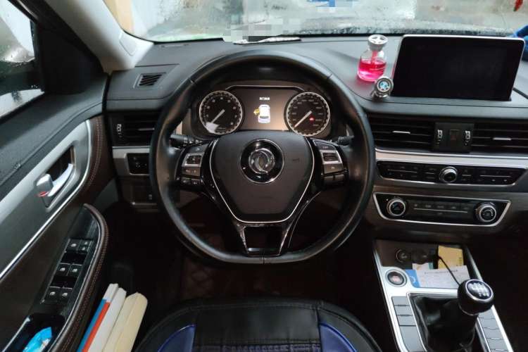 Used FORTHING Joyear X5 2017 Jingxiang Series 1.5T Manual Luxury Model Steering Wheel