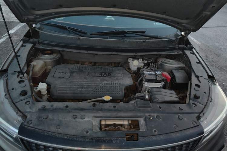 Used FORTHING Joyear X5 2017 1.6L Manual Luxury Model Engine Bay