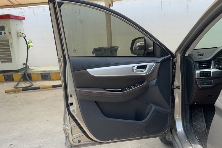 Used FORTHING Joyear X5 2017 Jingxiang Series 1.5T CVT Luxury Model Exterior 3