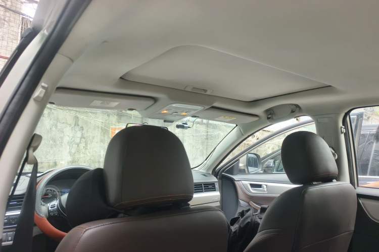 Used FORTHING Joyear X5 2017 1.6L Manual Luxury Model Headliner