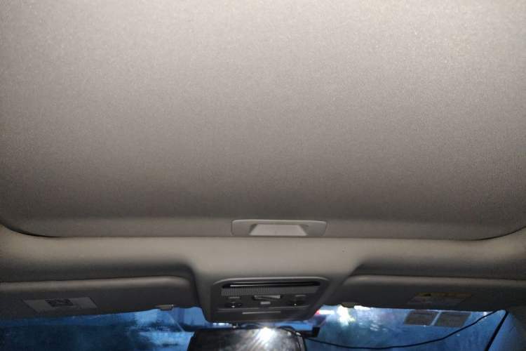 Used FORTHING Joyear X5 2017 1.6L Manual Luxury Model Headliner