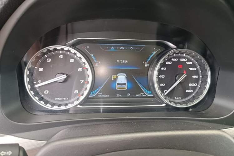 Used FORTHING Joyear X5 2017 Jingxiang Series 1.5T CVT Luxury Model Instrument Cluster