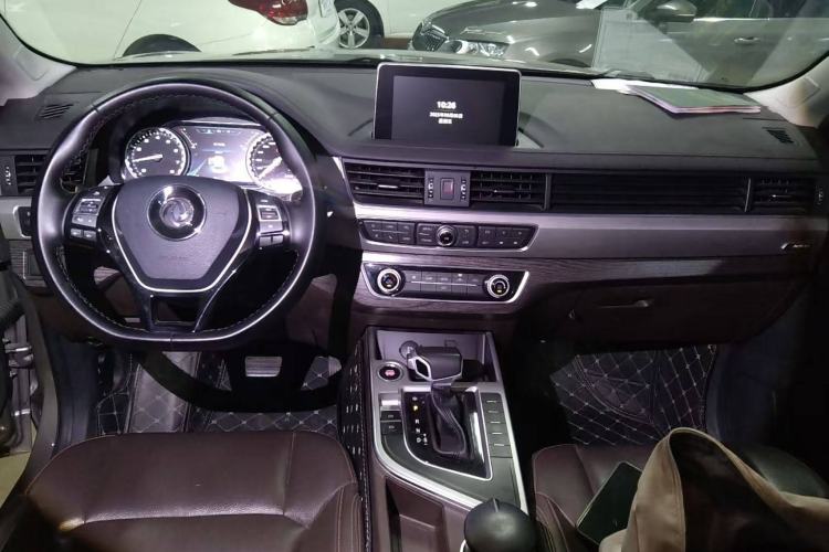 Used FORTHING Joyear X5 2017 Jingxiang Series 1.5T CVT Luxury Model Interior 2