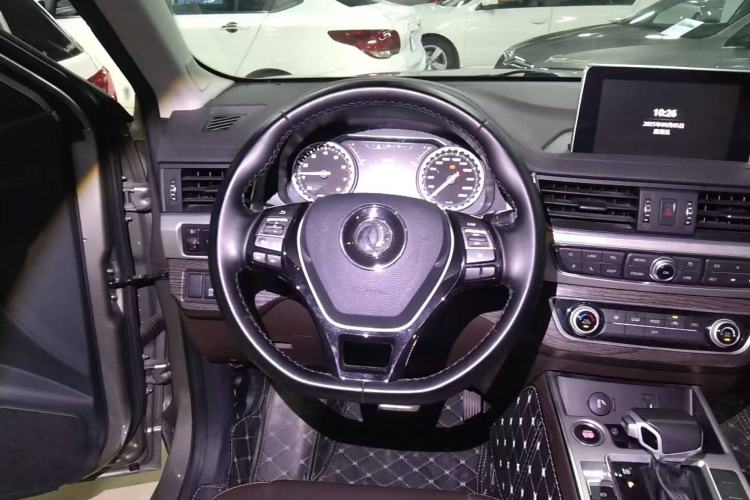 Used FORTHING Joyear X5 2017 Jingxiang Series 1.5T CVT Luxury Model Interior 3