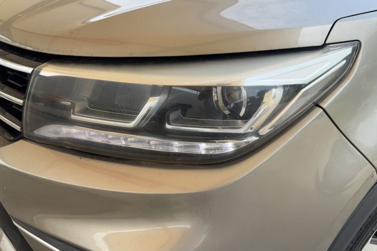 Used FORTHING Joyear X5 2017 Jingxiang Series 1.5T CVT Luxury Model Left Front Headlight
