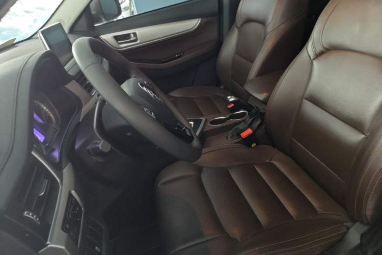 Used FORTHING Joyear X5 2017 1.6L CVT Luxury Model Left Front Seat