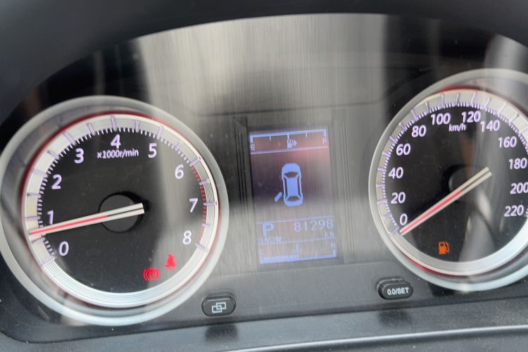 Used FORTHING Joyear X5 2017 Jingxiang Series 1.5T CVT Luxury Model Odometer Close Up