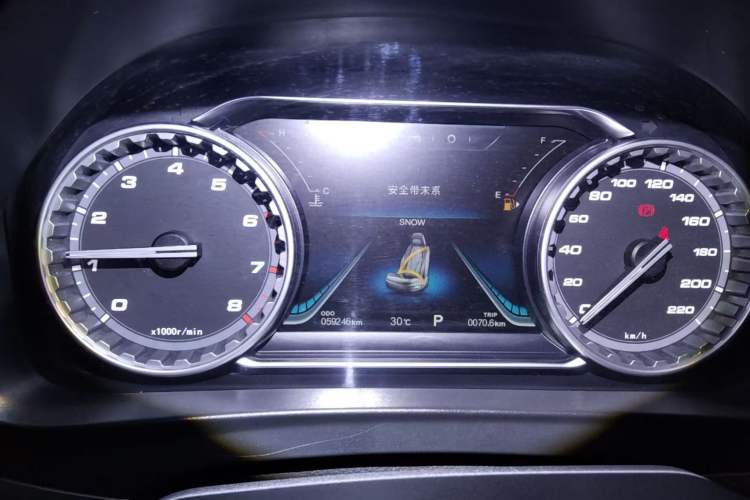 Used FORTHING Joyear X5 2017 Jingxiang Series 1.5T CVT Luxury Model Odometer Close Up
