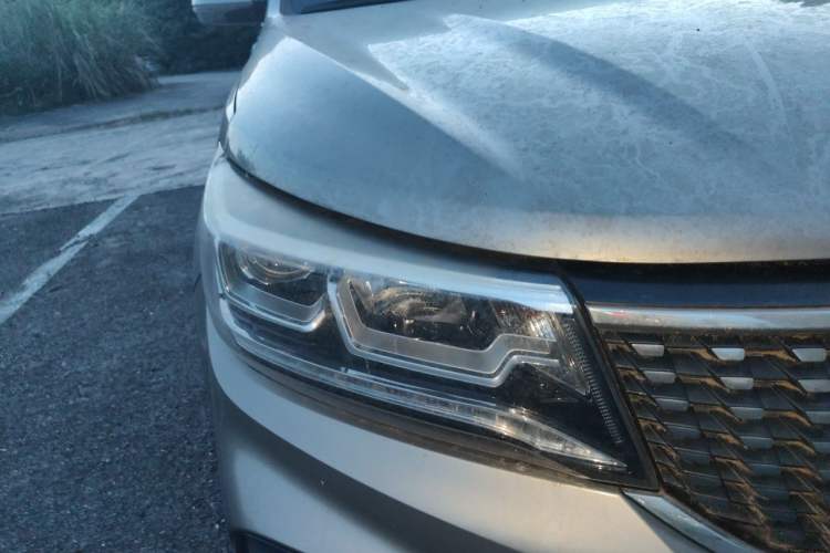 Used FORTHING Joyear X5 2017 1.6L Manual Luxury Model Right Front Headlight