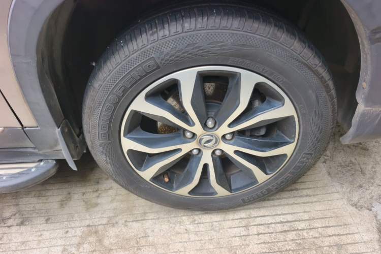 Used FORTHING Joyear X5 2017 1.6L Manual Luxury Model Right Front Wheel Hub