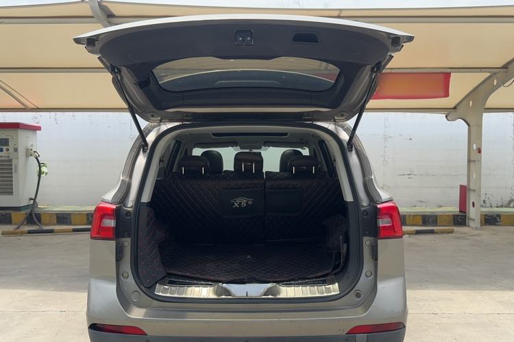 Used FORTHING Joyear X5 2017 Jingxiang Series 1.5T CVT Luxury Model Trunk