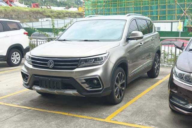 Używany FORTHING Joyear X5 2017 Jingxiang Series 1.5T CVT Luxury Model