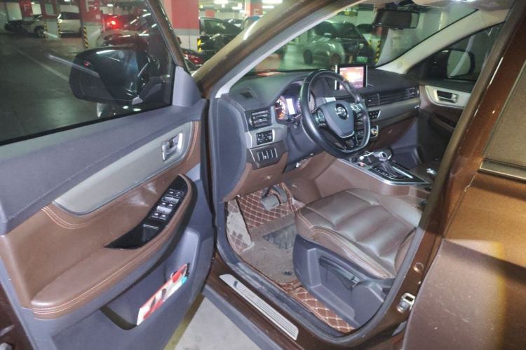 Used FORTHING Joyear X5 2017 1.6L CVT Luxury Model Driver Seat