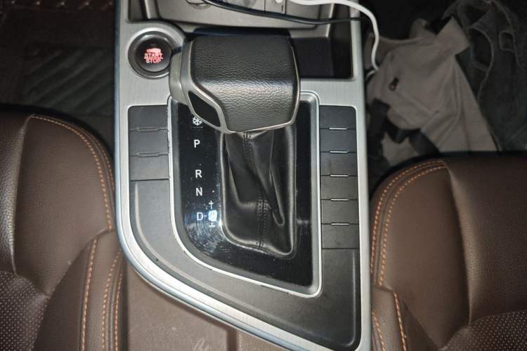 Used FORTHING Joyear X5 2017 1.6L CVT Luxury Model Gear Lever