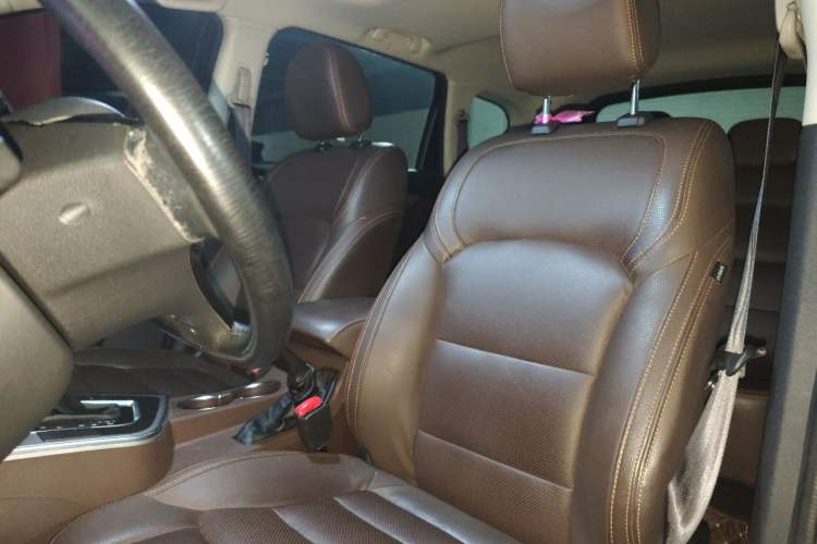 Used FORTHING Joyear X5 2017 1.6L CVT Luxury Model Left Front Seat