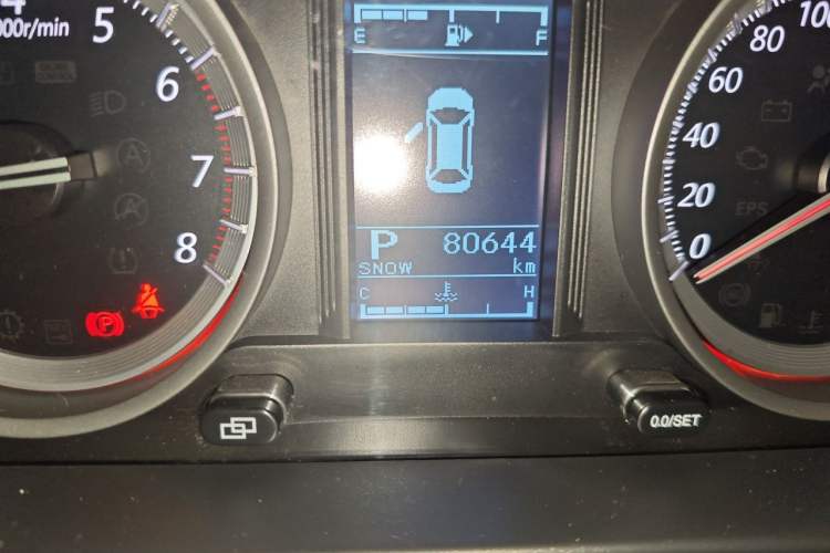 Used FORTHING Joyear X5 2017 1.6L CVT Luxury Model Odometer Close Up