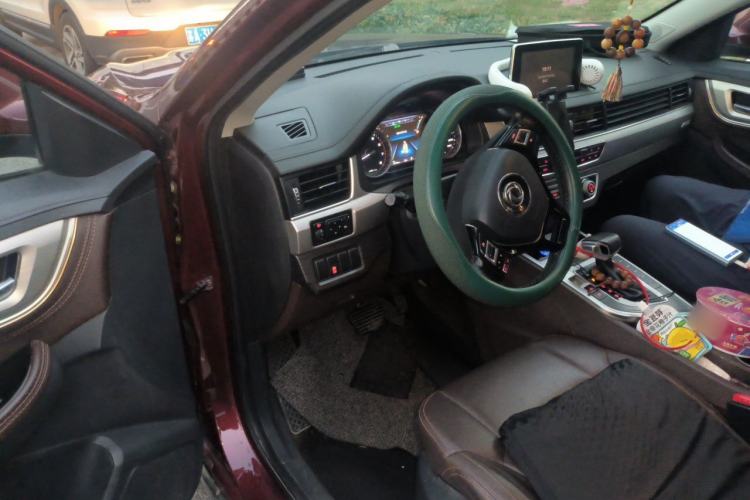 Used FORTHING Joyear X5 2017 Jingxiang Series 1.5T CVT Luxury Model Driver Seat
