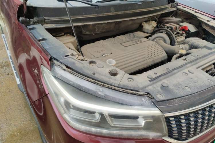 Used FORTHING Joyear X5 2017 1.6L CVT Luxury Model Engine Bay Right