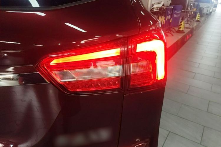 Used FORTHING Joyear X5 2017 Jingxiang Series 1.5T CVT Luxury Model Exterior 3