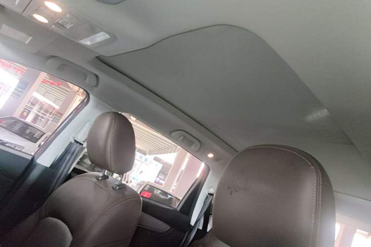 Used FORTHING Joyear X5 2017 Jingxiang Series 1.5T CVT Luxury Model Headliner