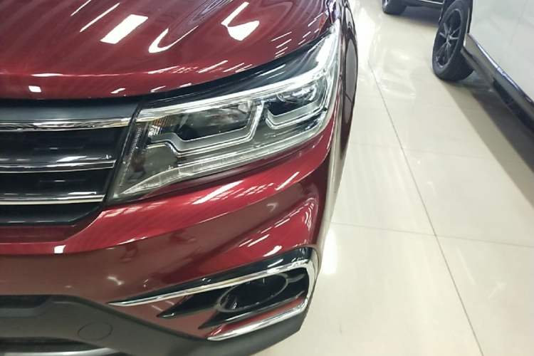 Used FORTHING Joyear X5 2017 Jingxiang Series 1.5T CVT Luxury Model Left Front Headlight