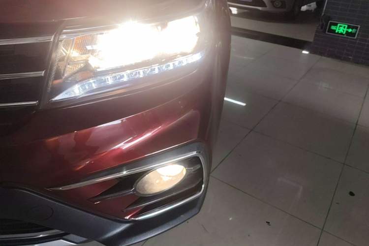 Used FORTHING Joyear X5 2017 Jingxiang Series 1.5T CVT Luxury Model Left Front Headlight
