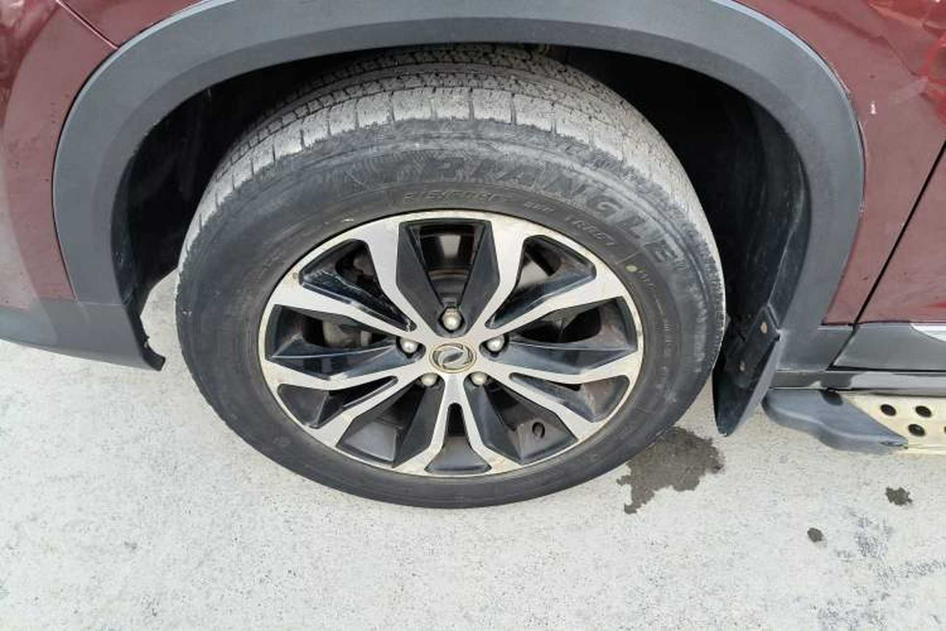 Used FORTHING Joyear X5 2017 Enjoy Series 1.6L CVT Luxury Model Left Front Wheel Hub