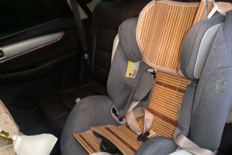 Used FORTHING Joyear X5 2017 Jingxiang Series 1.5T CVT Luxury Model Left Rear Seat