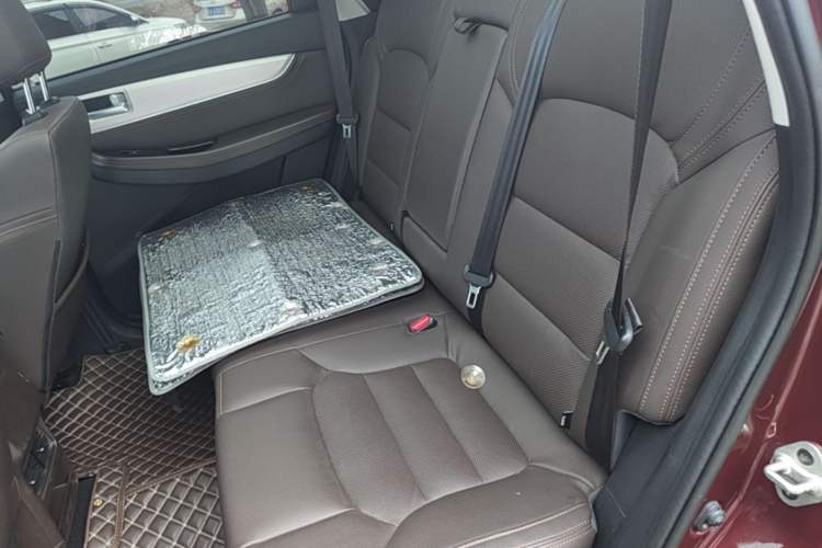 Used FORTHING Joyear X5 2017 Jingxiang Series 1.5T CVT Smart Connectivity Model Left Rear Seat