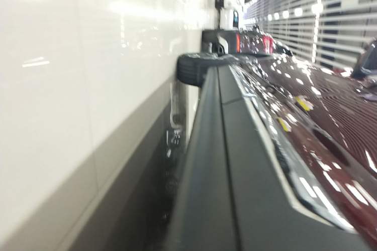 Used FORTHING Joyear X5 2017 Jingxiang Series 1.5T CVT Luxury Model Left Side Sill