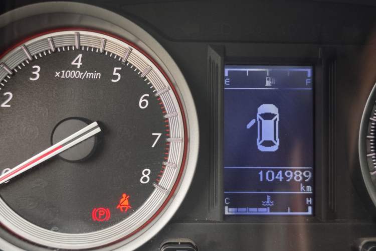 Used FORTHING Joyear X5 2017 2.0L Manual Luxury Version Odometer Close Up