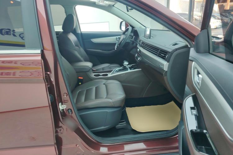 Used FORTHING Joyear X5 2017 Jingxiang Series 1.5T CVT Luxury Model Right Front Seat