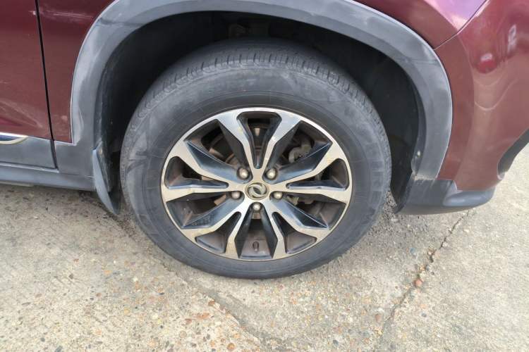 Used FORTHING Joyear X5 2017 1.6L Manual Luxury Model Right Front Wheel Hub