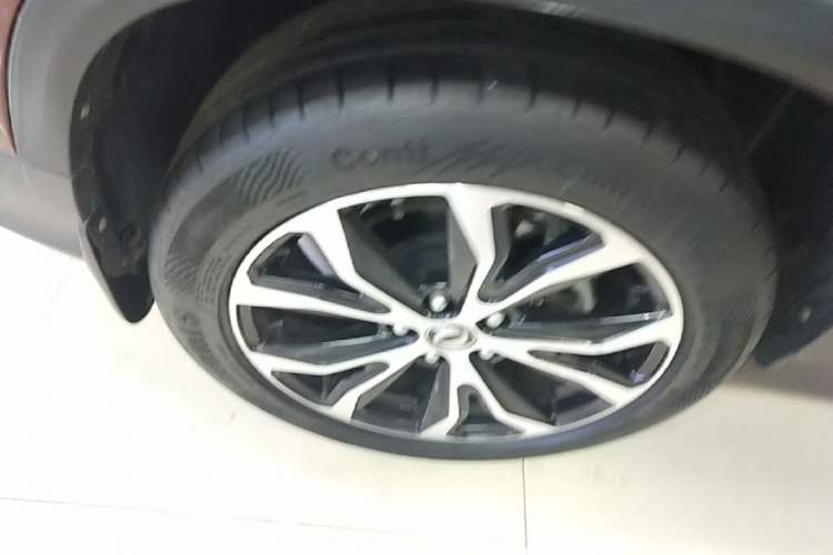 Used FORTHING Joyear X5 2017 Jingxiang Series 1.5T CVT Luxury Model Right Rear Wheel Hub