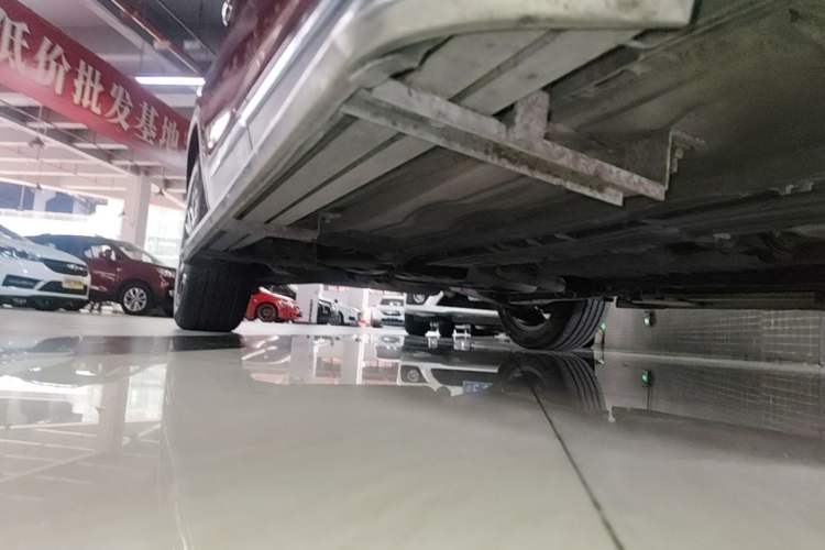 Used FORTHING Joyear X5 2017 Jingxiang Series 1.5T CVT Luxury Model Right Side Sill