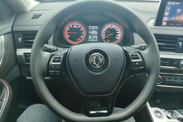 Used FORTHING Joyear X5 2017 Jingxiang Series 1.5T CVT Luxury Model Steering Wheel