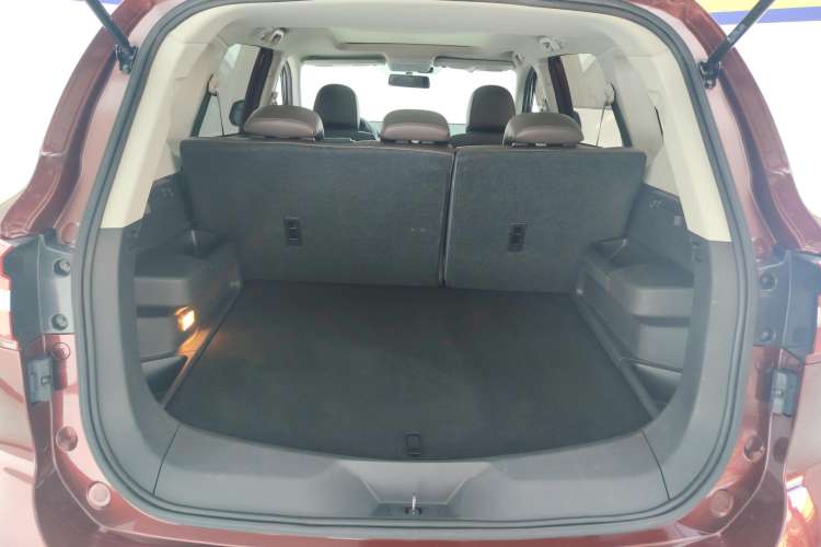 Used FORTHING Joyear X5 2017 Jingxiang Series 1.5T CVT Luxury Model Trunk