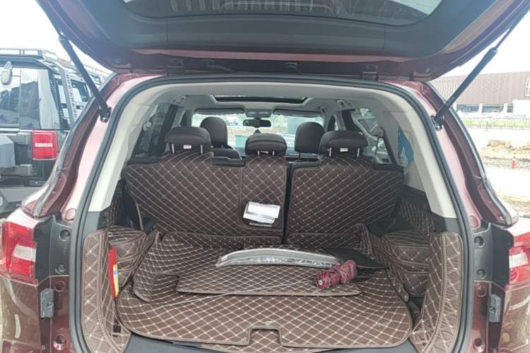 Used FORTHING Joyear X5 2017 Jingxiang Series 1.5T CVT Smart Connectivity Model Trunk