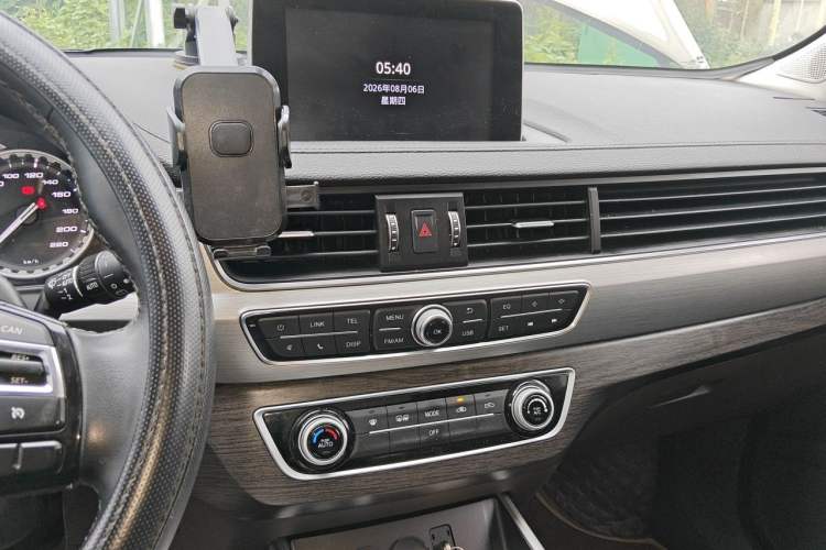 Used FORTHING Joyear X5 2017 Jingxiang Series 1.5T Manual Luxury Model Audio And AC Panel