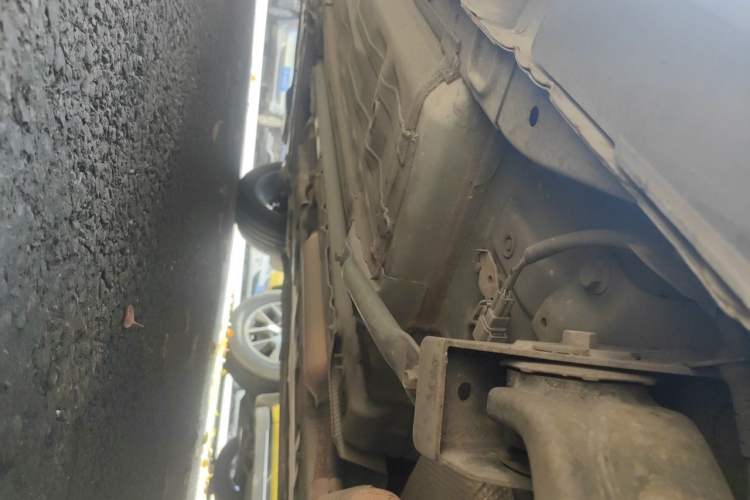 Used FORTHING Joyear X5 2017 Jingxiang Series 1.5T CVT Luxury Model Chassis Rear Left