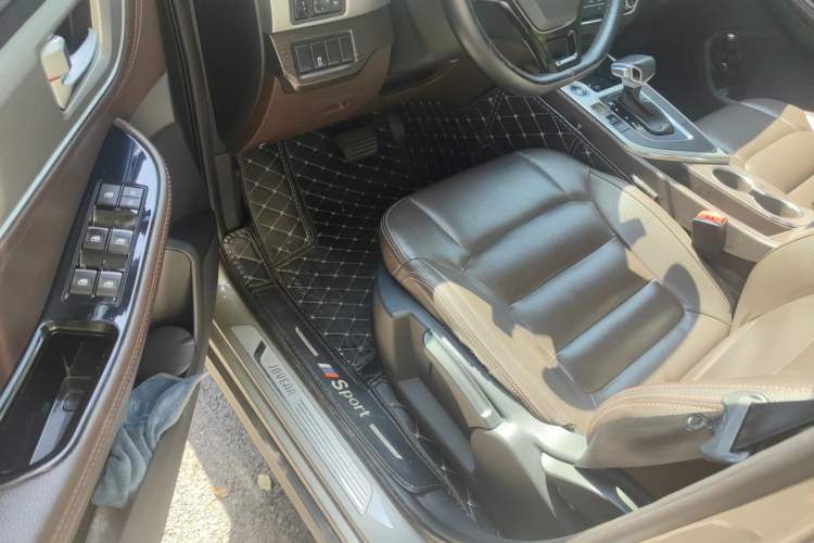 Used FORTHING Joyear X5 2017 Jingxiang Series 1.5T CVT Luxury Model Driver Seat