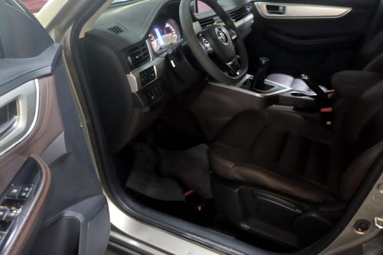 Used FORTHING Joyear X5 2017 1.6L Manual Luxury Model Driver Seat