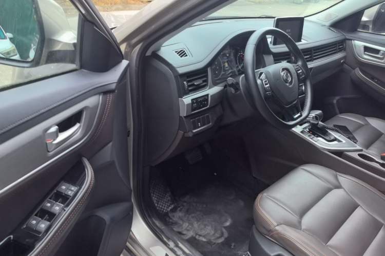Used FORTHING Joyear X5 2017 Jingxiang Series 1.5T CVT Luxury Model Driver Seat