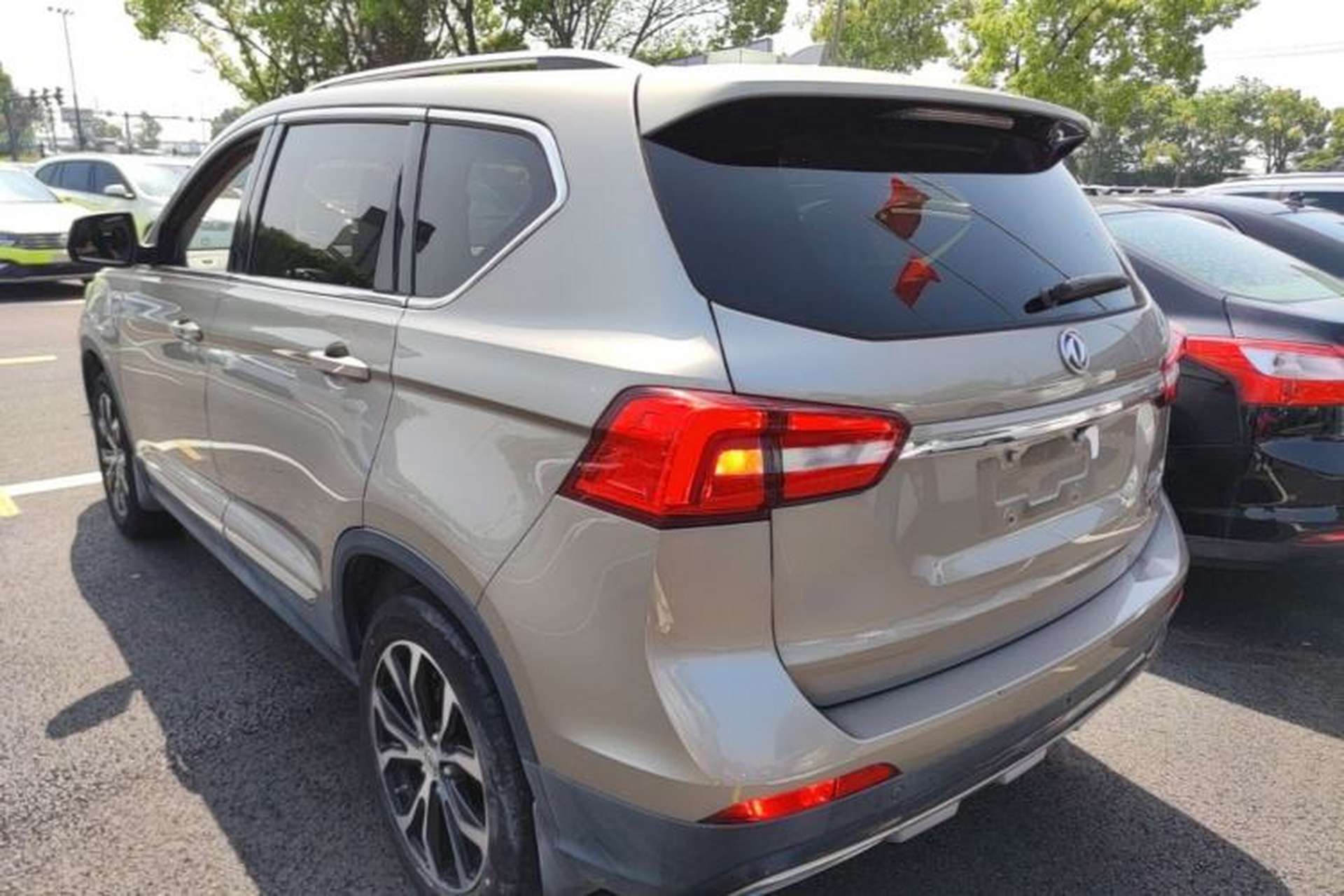 Used FORTHING Joyear X5 2017 Jingxiang Series 1.5T Manual Luxury Model Exterior 2