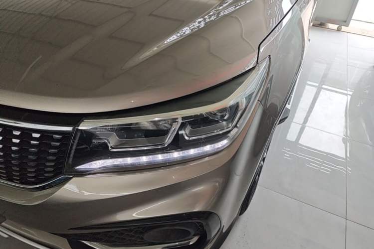 Used FORTHING Joyear X5 2017 1.6L CVT Luxury Model Left Front Headlight